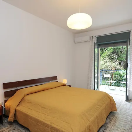 Elegant In 65m² + Balcony Appartamento Maiori